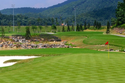 Yen Dung Resort & Golf Club 